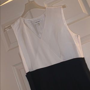 Calvin Klein BRAND NEW 2 Piece Linen Suit